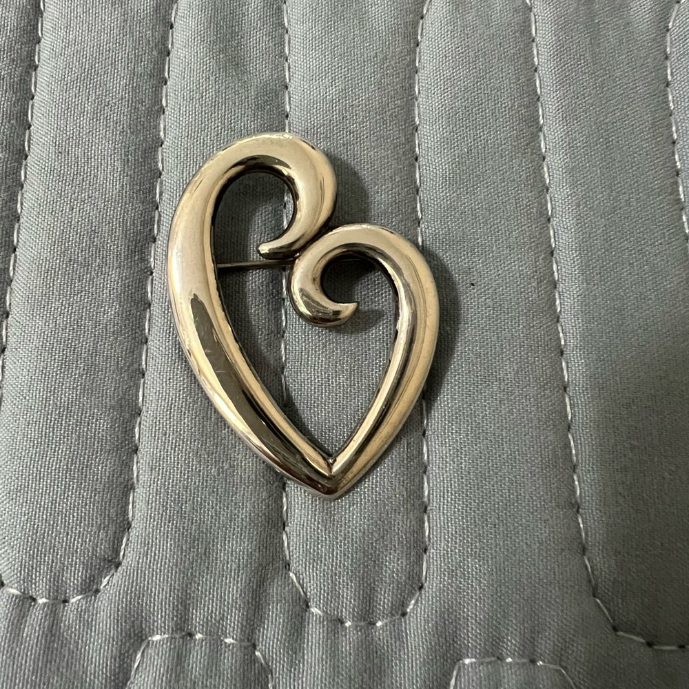 James Avery Retired Mother Love Pin.